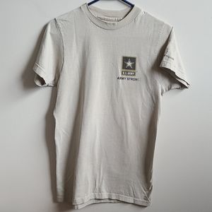 A goarmy tan t-shirt